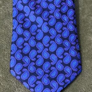 stylish and high-quality men's tie from the designer brand Ted Baker London.